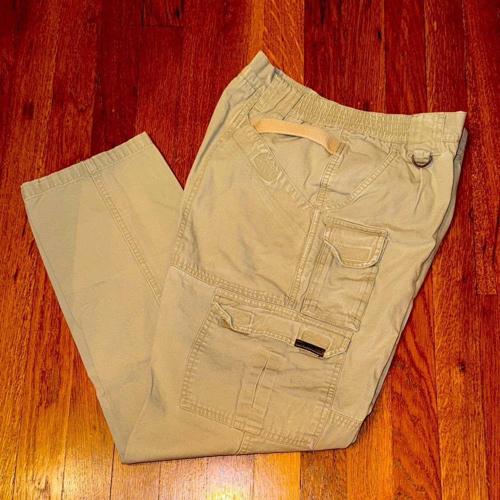Royal Robbins Women’s Light Tan Cargo Pants